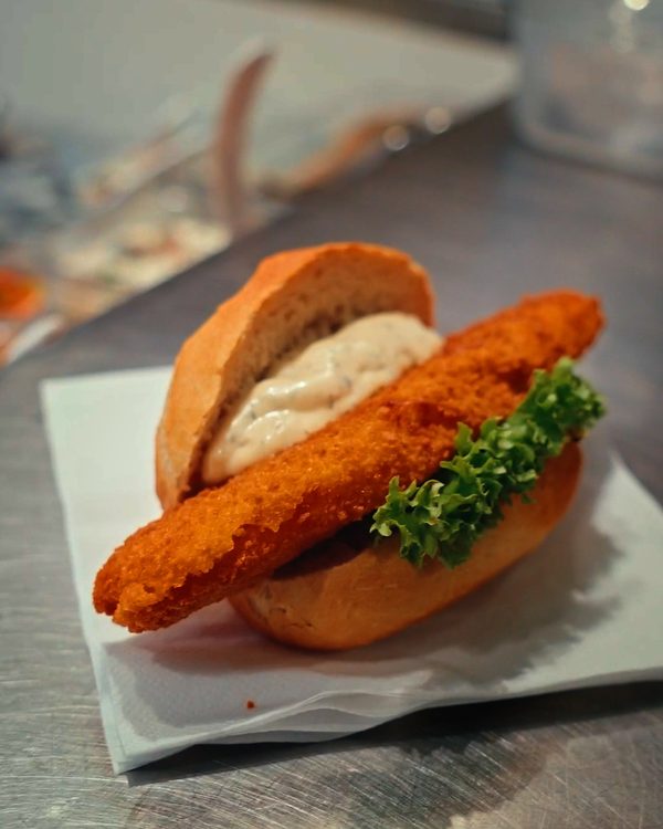 Frisches Fischbrötchen